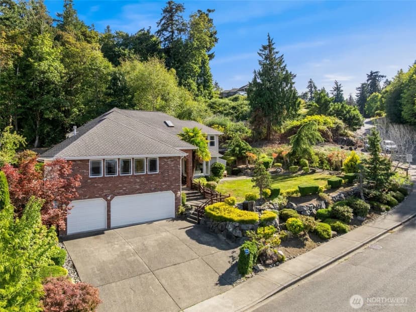 Property photo for 1447 Scurlock Lane, Mukilteo photo 6