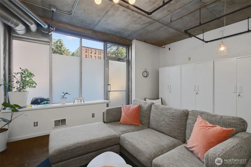 Property photo for 66 Bell Street #4, Seattle photo 6