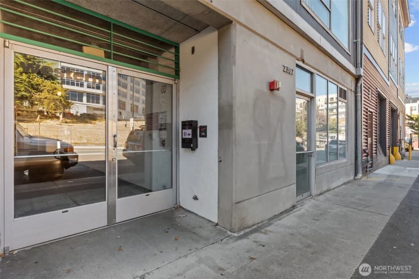 Property photo for 66 Bell Street #4, Seattle photo 36