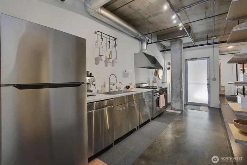 Property photo for 66 Bell Street #4, Seattle photo 14