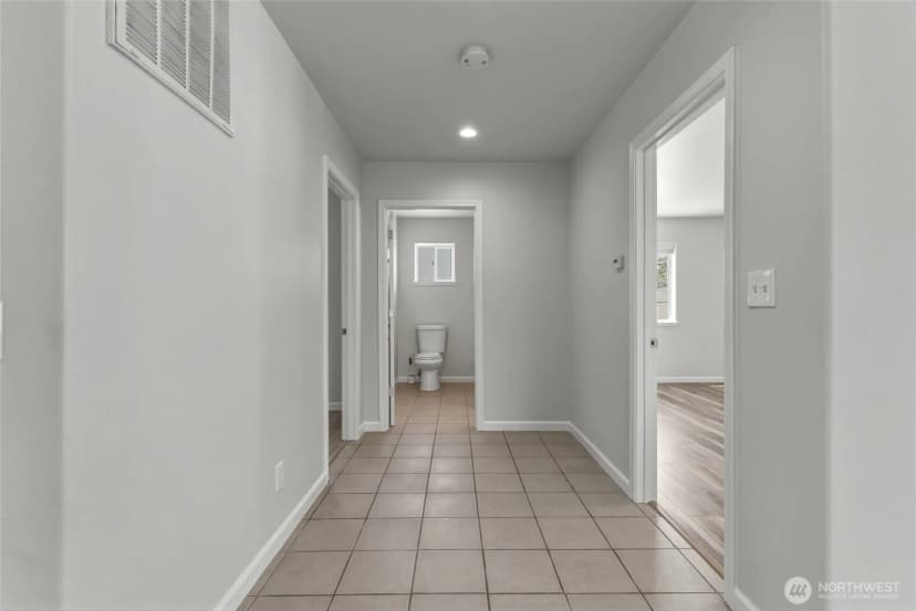 Property photo for 424 S 7th Avenue, Walla Walla photo 11