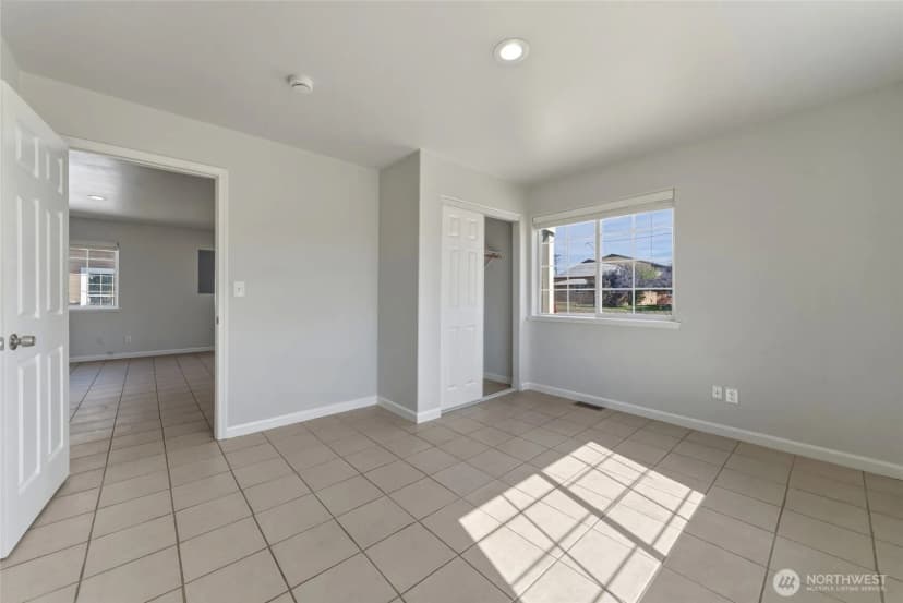 Property photo for 424 S 7th Avenue, Walla Walla photo 10