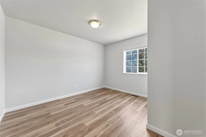 Property photo for 424 S 7th Avenue, Walla Walla photo 13