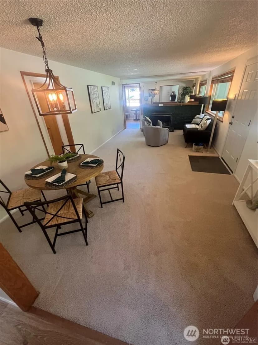 Property photo for 19513 Meridian Avenue N, Shoreline photo 3