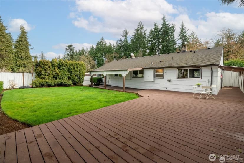 Property photo for 19513 Meridian Avenue N, Shoreline photo 21