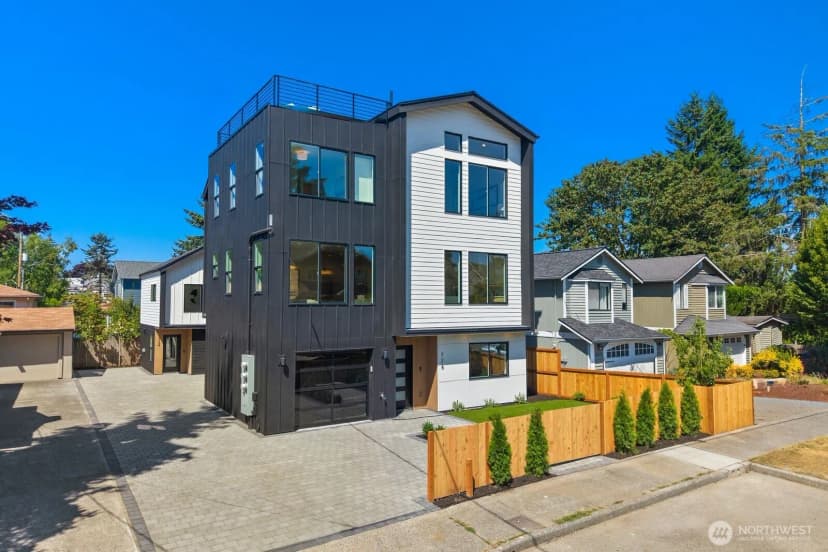 Property photo for 726 N 89th Street, Seattle