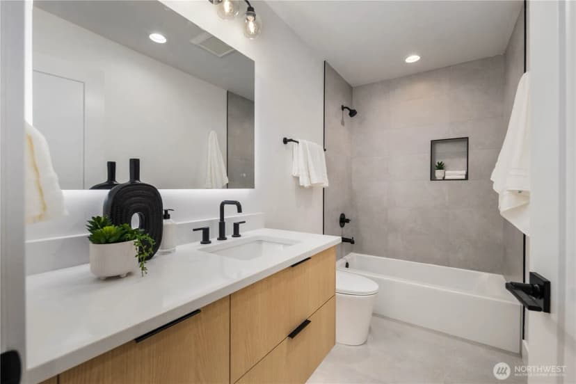 Property photo for 726 N 89th Street, Seattle photo 18