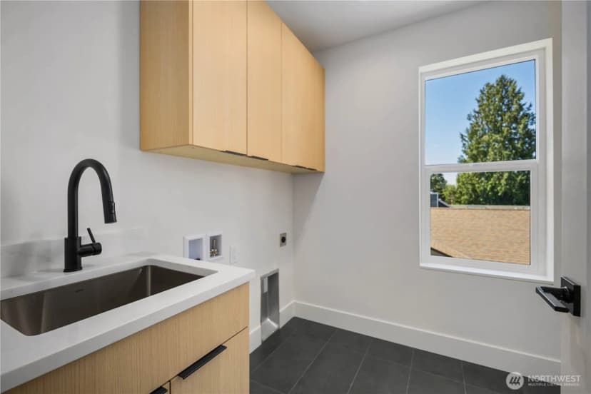 Property photo for 726 N 89th Street, Seattle photo 19