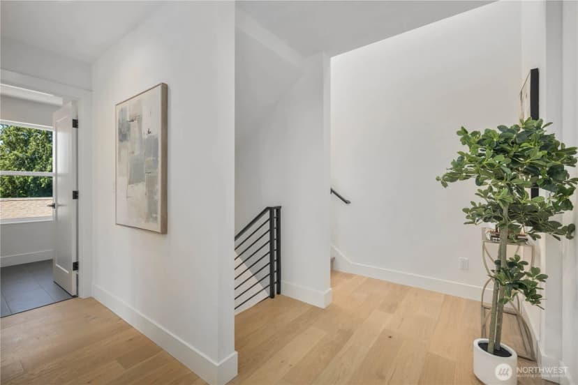 Property photo for 726 N 89th Street, Seattle photo 16