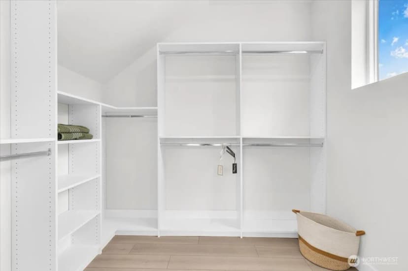 Property photo for 7005 Ne 182nd St #101, Kenmore photo 18