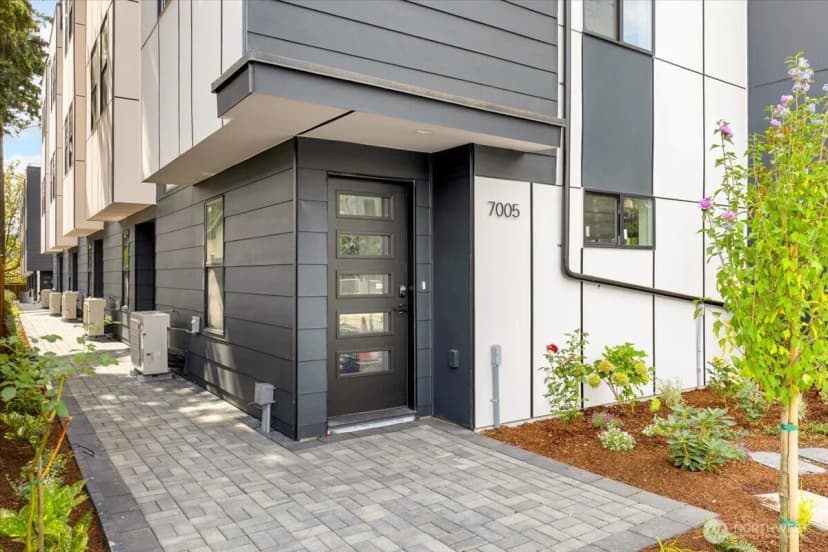 Property photo for 7005 Ne 182nd St #101, Kenmore photo 34