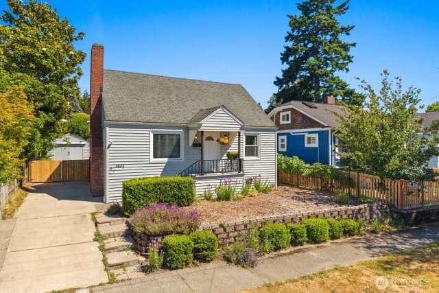 Property photo for 5632 7th Avenue Nw, Seattle photo 2