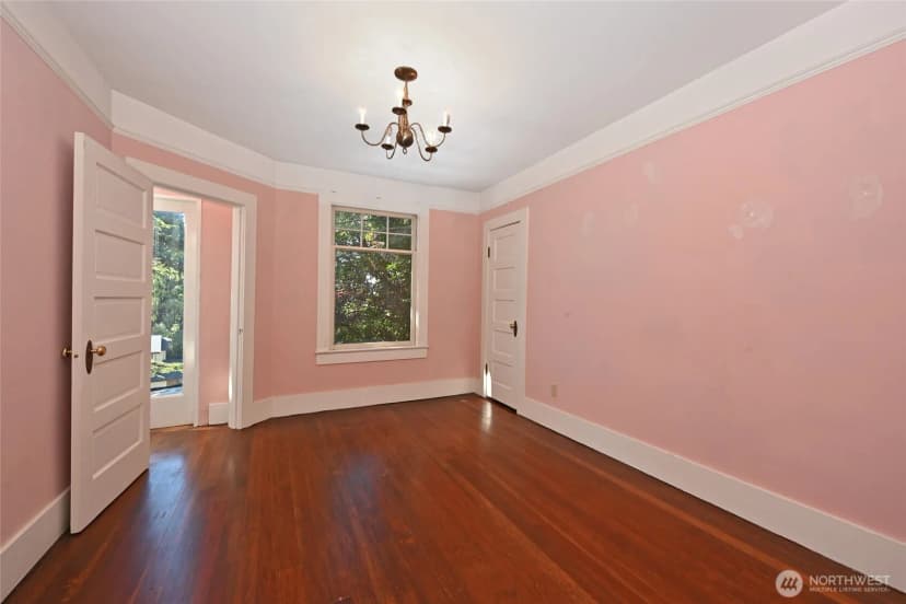 Property photo for 4810 54th Avenue Sw, Seattle photo 13