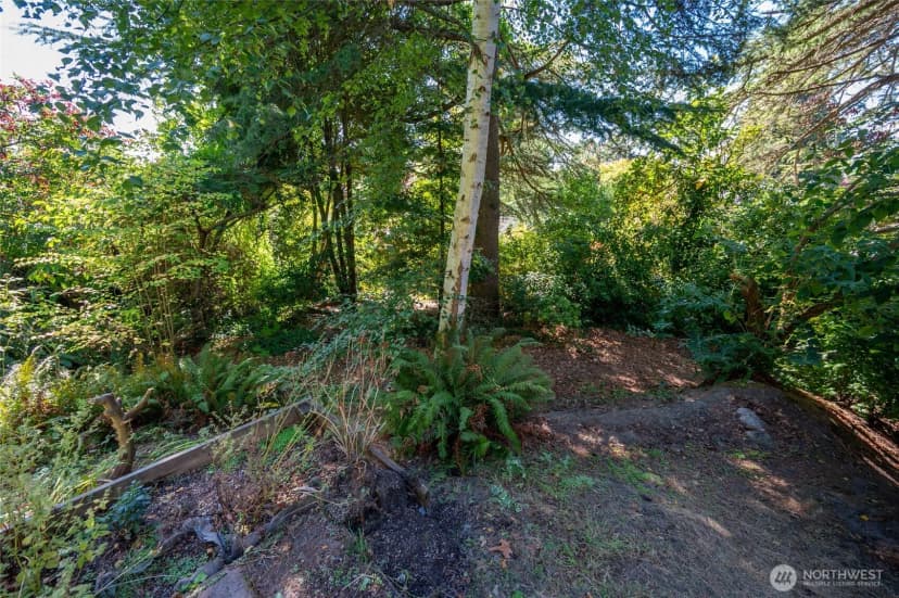 Property photo for 4810 54th Avenue Sw, Seattle photo 26