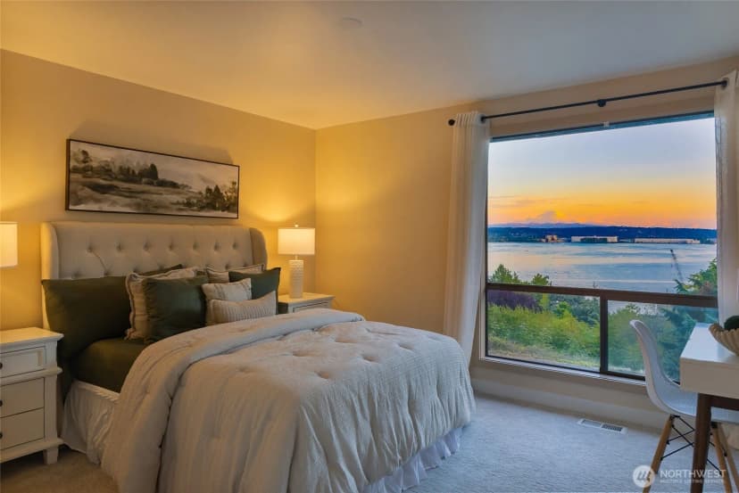 Property photo for 8337 E Mercer Way, Mercer Island photo 25