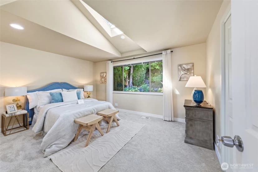 Property photo for 8337 E Mercer Way, Mercer Island photo 27