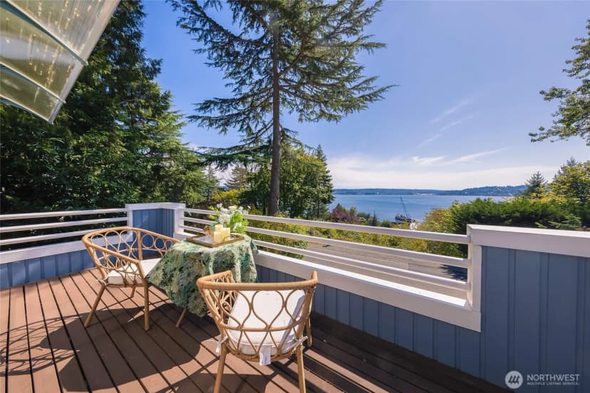 Property photo for 8337 E Mercer Way, Mercer Island photo 21