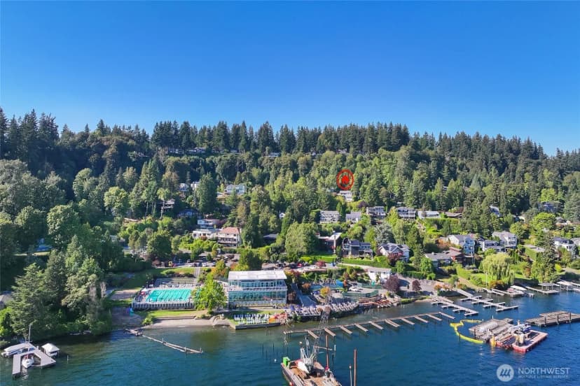 Property photo for 8337 E Mercer Way, Mercer Island photo 31