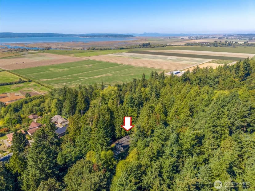 Property photo for 21501 Marine Drive, Stanwood photo 32