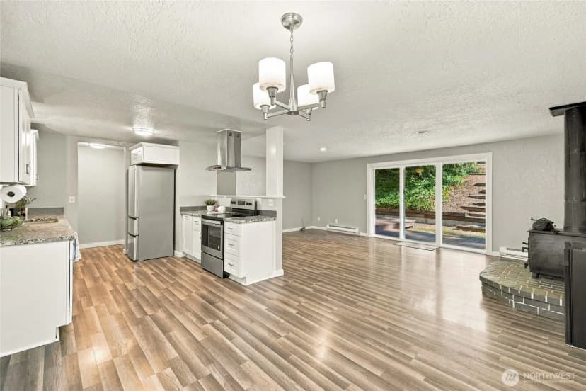 Property photo for 21501 Marine Drive, Stanwood photo 10
