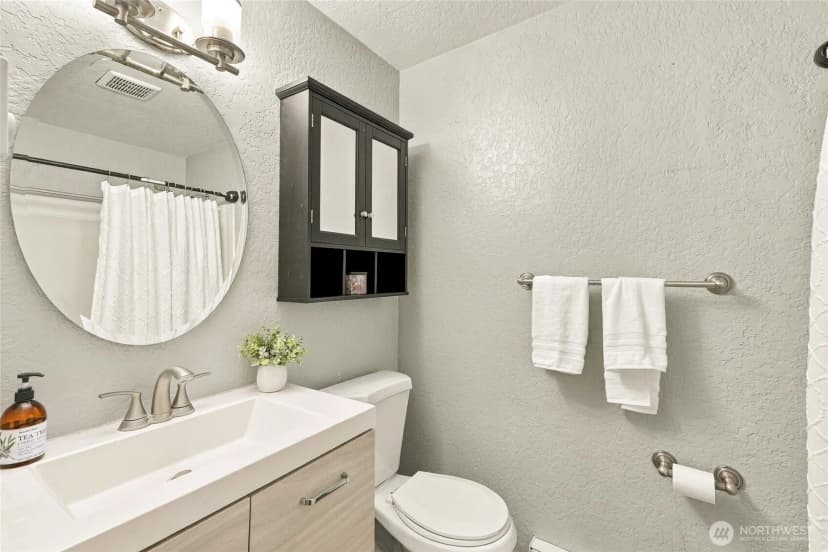 Property photo for 21501 Marine Drive, Stanwood photo 17