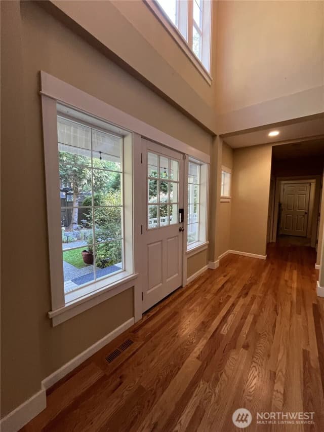 Property photo for 1163 Ne Wing Point Way, Bainbridge Island photo 4