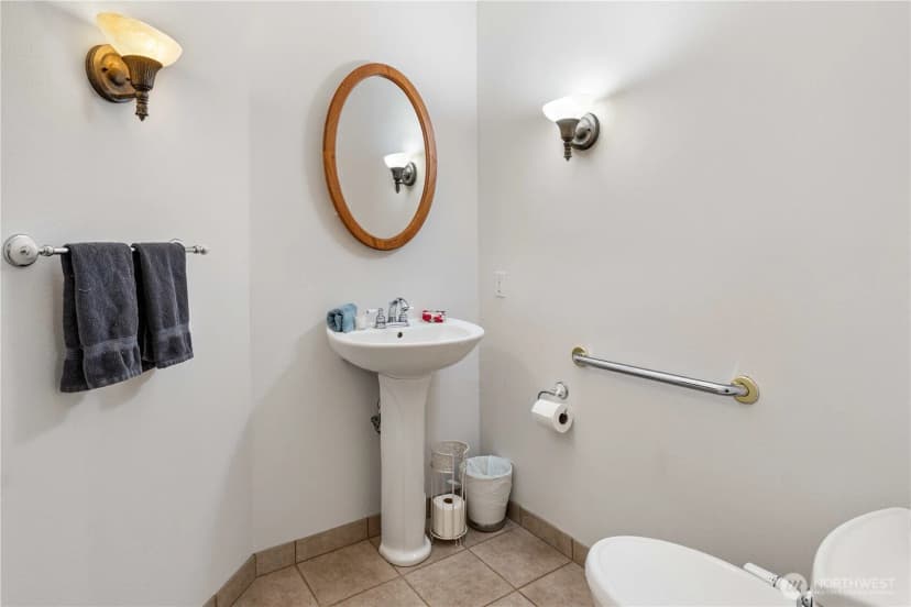 Property photo for 4460 278th Avenue Ne, Redmond photo 32