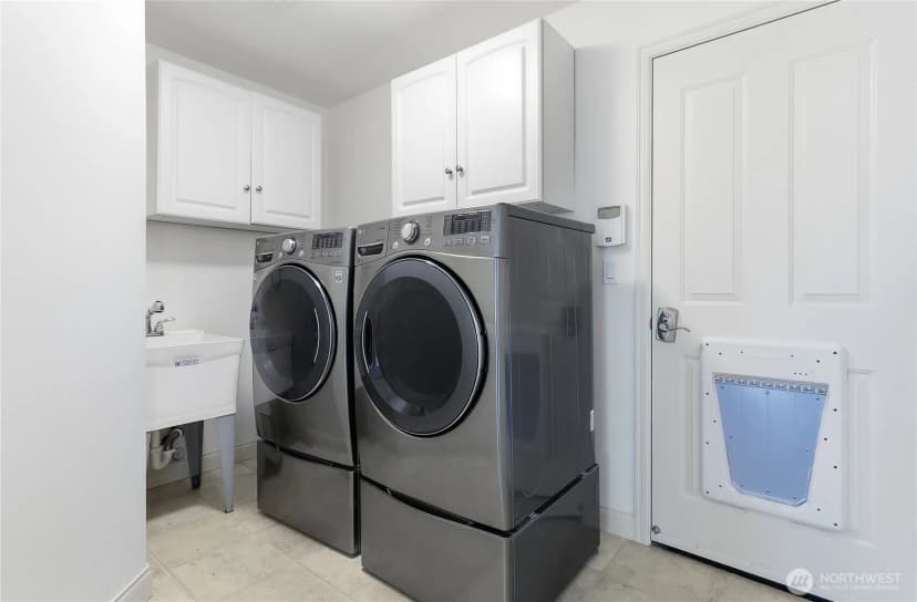 Property photo for 24312 Main Drive, Sammamish photo 33