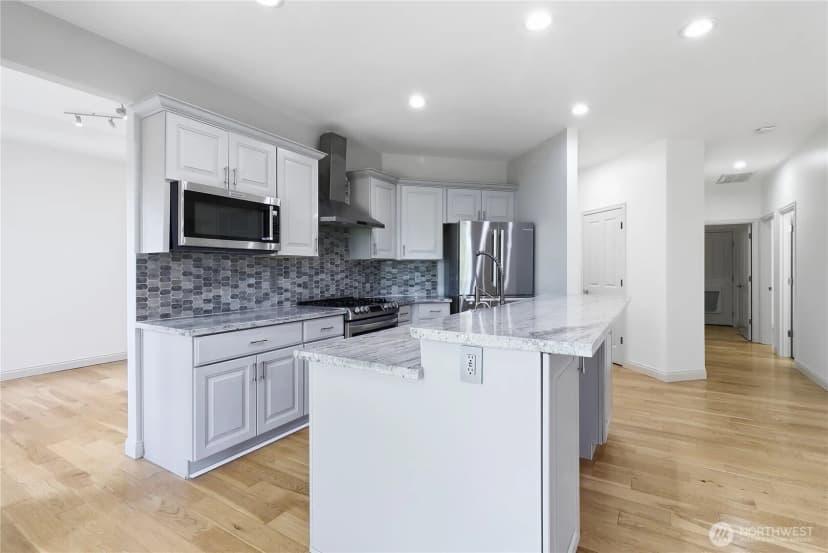 Property photo for 24312 Main Drive, Sammamish photo 13