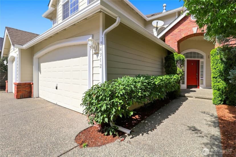 Property photo for 24312 Main Drive, Sammamish photo 40