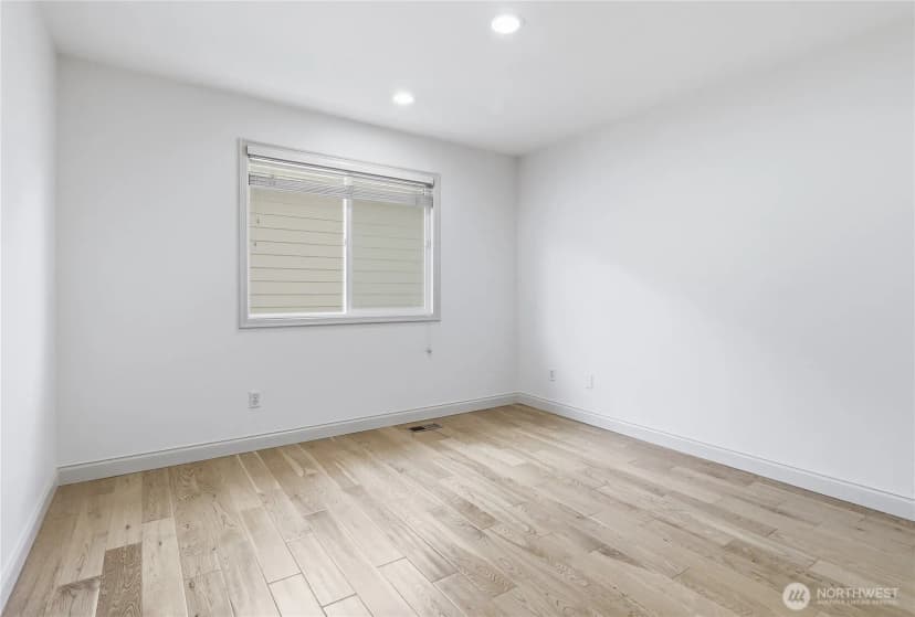 Property photo for 24312 Main Drive, Sammamish photo 20