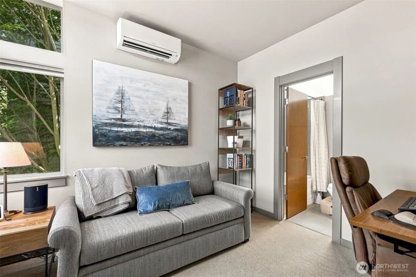 Property photo for 310 21st Avenue #b, Seattle photo 14