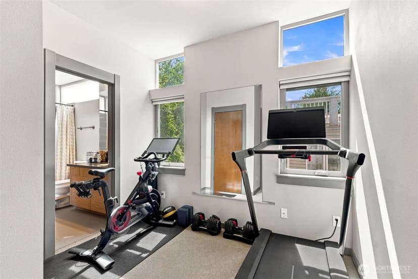 Property photo for 310 21st Avenue #b, Seattle photo 13