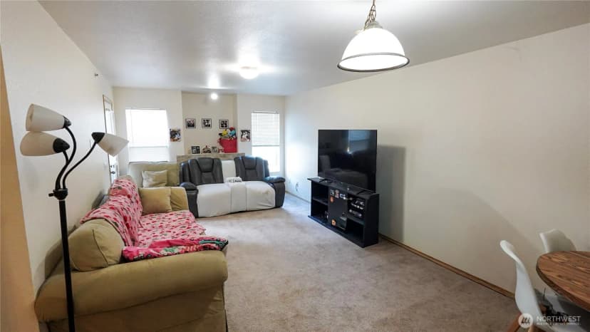 Property photo for 3221 S 208th Street, Sea Tac photo 19