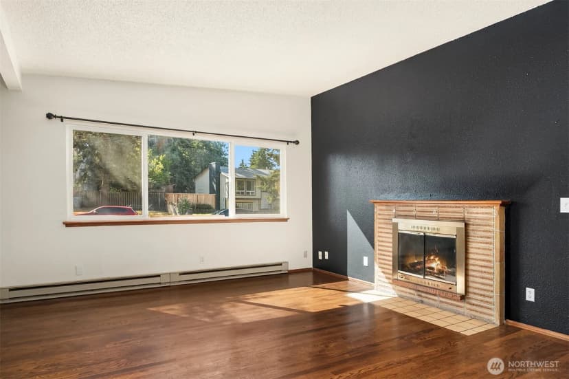 Property photo for 24924 35th Avenue S, Kent photo 18
