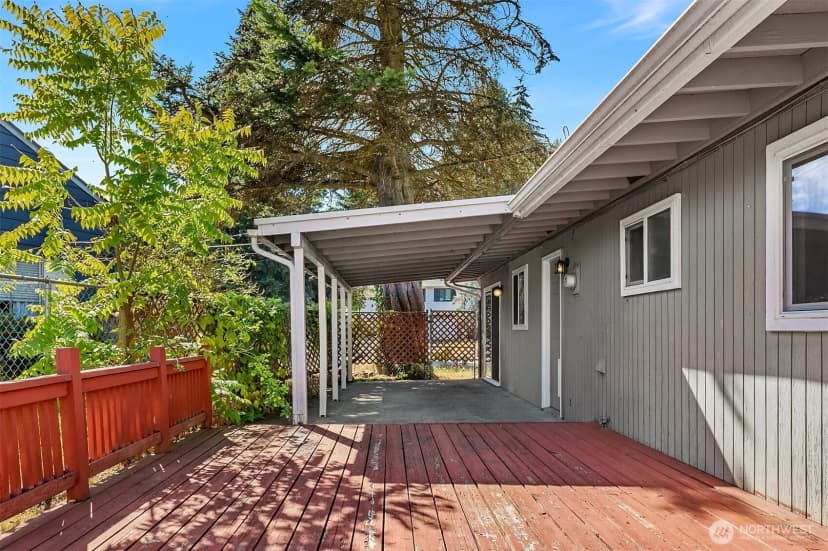 Property photo for 24924 35th Avenue S, Kent photo 13