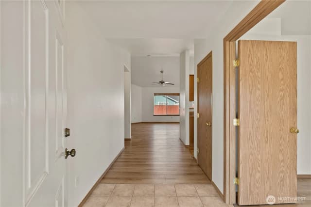 Property photo for 10906 183rd Avenue, Bonney Lake photo 5
