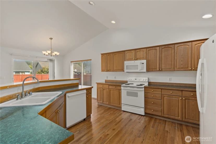 Property photo for 10906 183rd Avenue, Bonney Lake photo 9