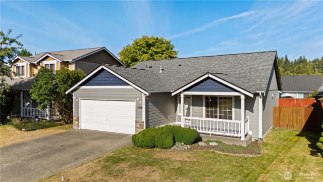 Property photo for 10906 183rd Avenue, Bonney Lake photo 4