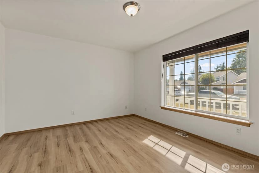 Property photo for 10906 183rd Avenue, Bonney Lake photo 8