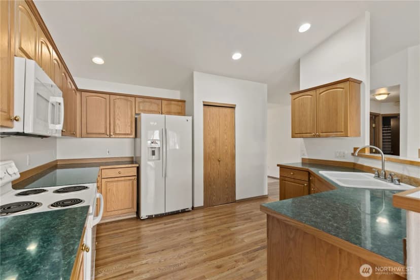 Property photo for 10906 183rd Avenue, Bonney Lake photo 13