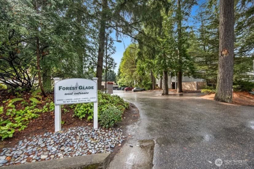 Property photo for 14633 Ne 40th Street #k8, Bellevue photo 23