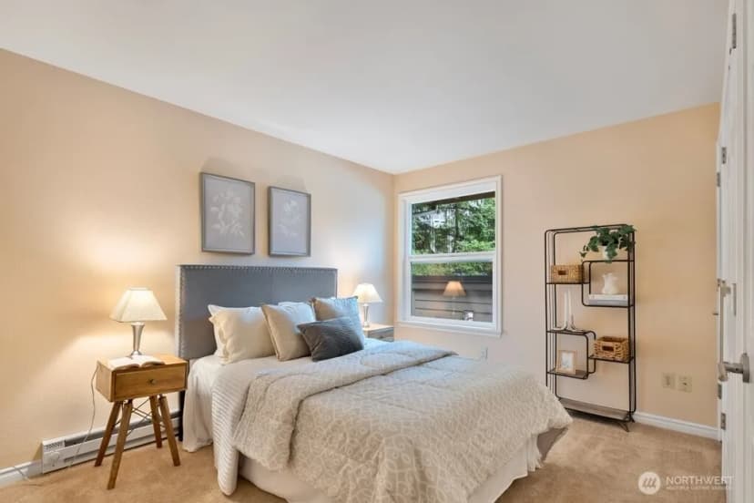 Property photo for 14633 Ne 40th Street #k8, Bellevue photo 17