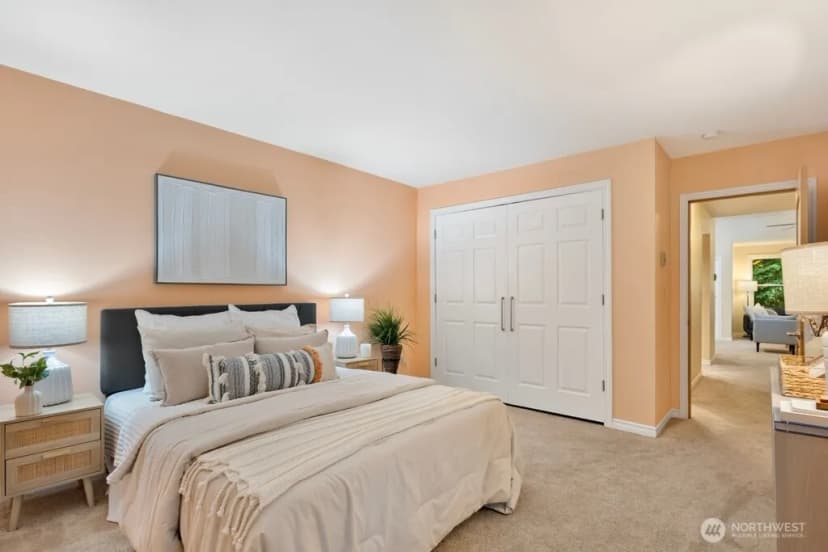 Property photo for 14633 Ne 40th Street #k8, Bellevue photo 12