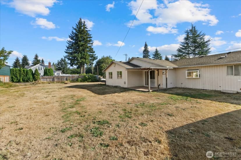 Property photo for 9304 55th Avenue Ne, Marysville photo 32