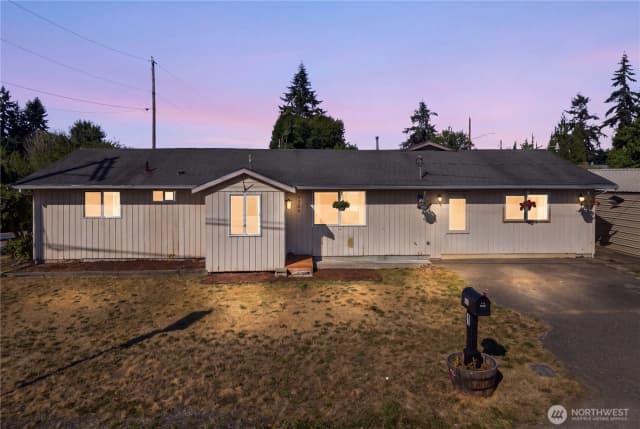 Property photo for 9304 55th Avenue Ne, Marysville