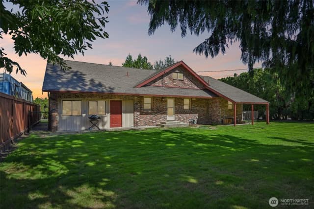 Property photo for 27527 Se 467th Place, Enumclaw photo 2
