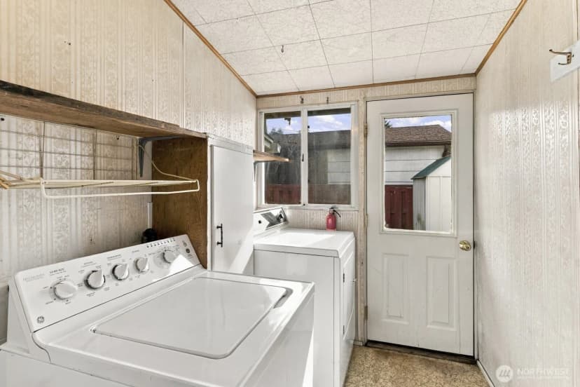 Property photo for 516 S Washington Avenue, Centralia photo 25