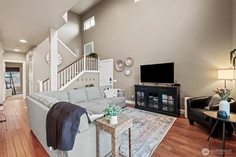 Property photo for 23325 Sunserra Loop Nw #a44, Quincy photo 4