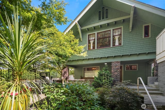 Property photo for 5430 California Avenue Sw #1cu, Seattle